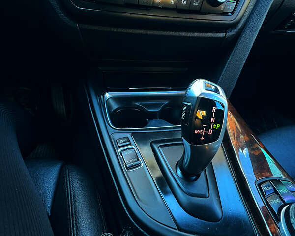 Черный БМВ 3 Серия, объемом двигателя 2 л и пробегом 210 тыс. км за 12499 $, фото 19 на Automoto.ua