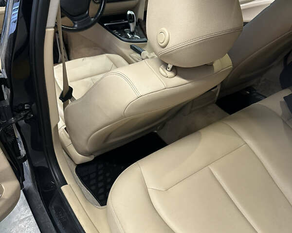 Чорний БМВ 3 Серія, об'ємом двигуна 2 л та пробігом 219 тис. км за 11950 $, фото 27 на Automoto.ua