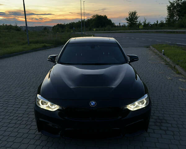 Чорний БМВ 3 Серія, об'ємом двигуна 2.98 л та пробігом 121 тис. км за 19500 $, фото 1 на Automoto.ua