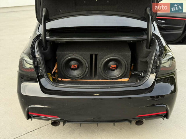 Черный БМВ 3 Серия, объемом двигателя 2 л и пробегом 250 тыс. км за 15000 $, фото 54 на Automoto.ua