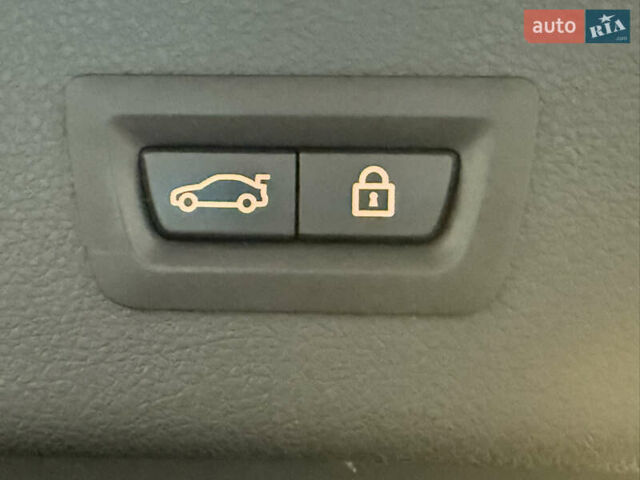 БМВ 3 Серия 2014 в Киеве на Automoto.ua Черный БМВ 3 Серия, объемом двигателя 2 л и пробегом 137 тыс. км за 16950 $, фото 36 на Automoto.ua