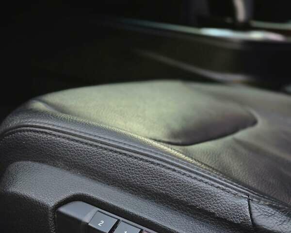 Черный БМВ 3 Серия, объемом двигателя 2 л и пробегом 173 тыс. км за 12700 $, фото 35 на Automoto.ua