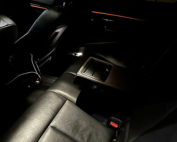 Черный БМВ 3 Серия, объемом двигателя 2 л и пробегом 271 тыс. км за 15000 $, фото 8 на Automoto.ua