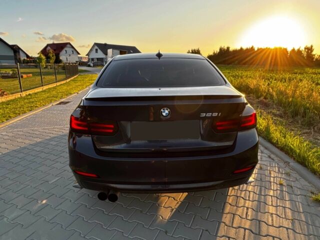 Черный БМВ 3 Серия, объемом двигателя 2 л и пробегом 87 тыс. км за 7400 $, фото 4 на Automoto.ua