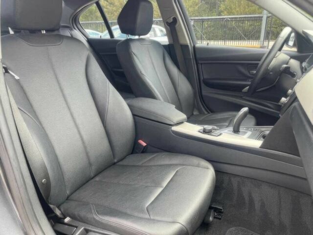 Черный БМВ 3 Серия, объемом двигателя 2 л и пробегом 80 тыс. км за 3200 $, фото 9 на Automoto.ua