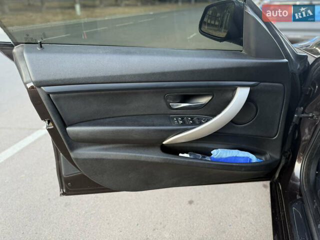 Чорний БМВ 3 Серія, об'ємом двигуна 2 л та пробігом 220 тис. км за 15000 $, фото 10 на Automoto.ua
