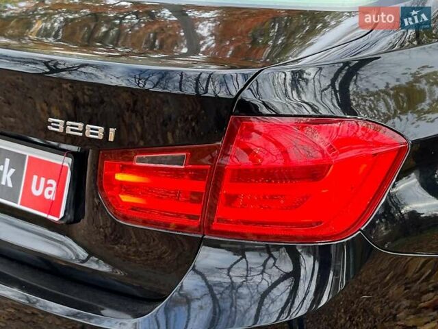 Черный БМВ 3 Серия, объемом двигателя 2 л и пробегом 120 тыс. км за 14390 $, фото 12 на Automoto.ua