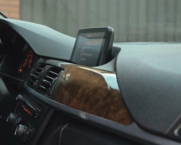 Черный БМВ 3 Серия, объемом двигателя 2 л и пробегом 173 тыс. км за 12700 $, фото 38 на Automoto.ua