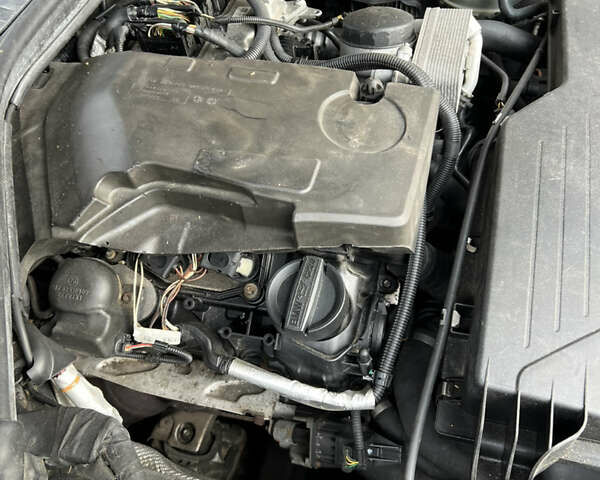 Черный БМВ 3 Серия, объемом двигателя 2 л и пробегом 257 тыс. км за 9900 $, фото 27 на Automoto.ua