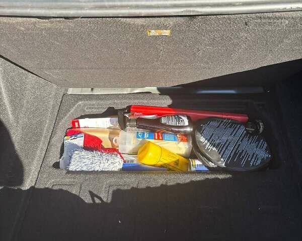 Чорний БМВ 3 Серія, об'ємом двигуна 2 л та пробігом 185 тис. км за 13500 $, фото 32 на Automoto.ua