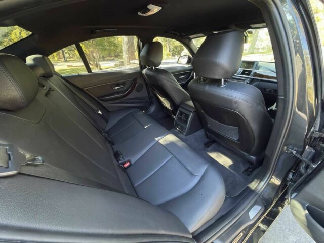 БМВ 3 Серія 2014 у Києві на Automoto.ua Чорний БМВ 3 Серія, об'ємом двигуна 2 л та пробігом 84 тис. км за 2000 $, фото 10 на Automoto.ua