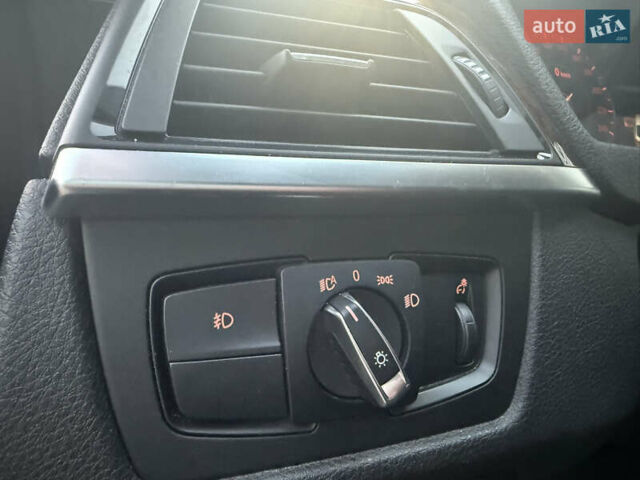 Чорний БМВ 3 Серія, об'ємом двигуна 2 л та пробігом 137 тис. км за 15950 $, фото 73 на Automoto.ua