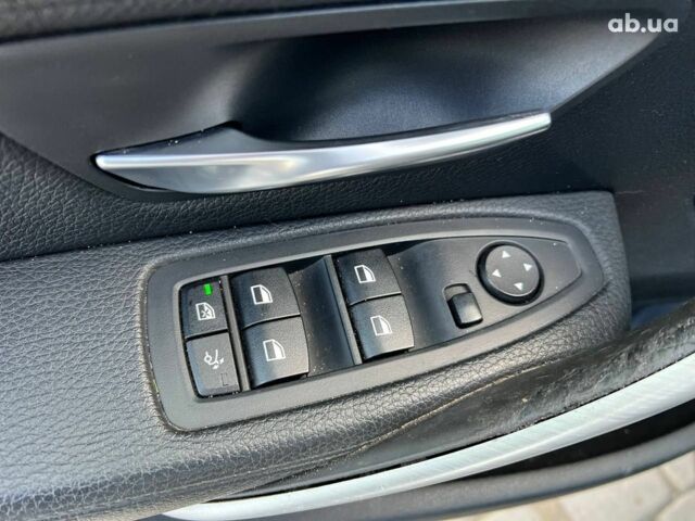 Чорний БМВ 3 Серія, об'ємом двигуна 2 л та пробігом 209 тис. км за 16690 $, фото 15 на Automoto.ua