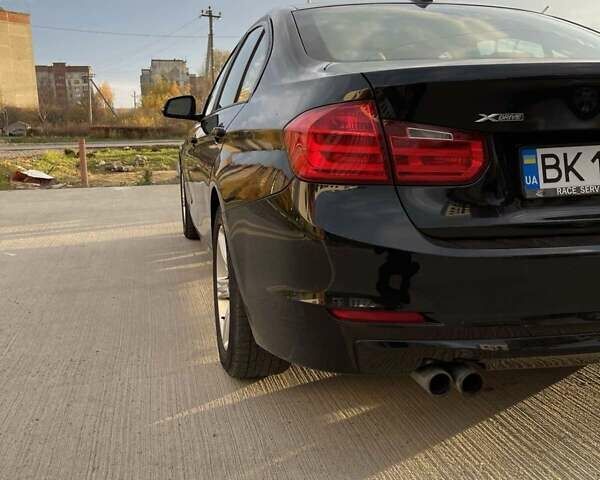 Черный БМВ 3 Серия, объемом двигателя 2 л и пробегом 212 тыс. км за 12200 $, фото 6 на Automoto.ua