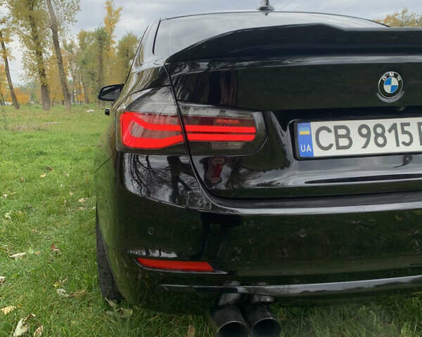 Черный БМВ 3 Серия, объемом двигателя 2 л и пробегом 231 тыс. км за 13000 $, фото 4 на Automoto.ua