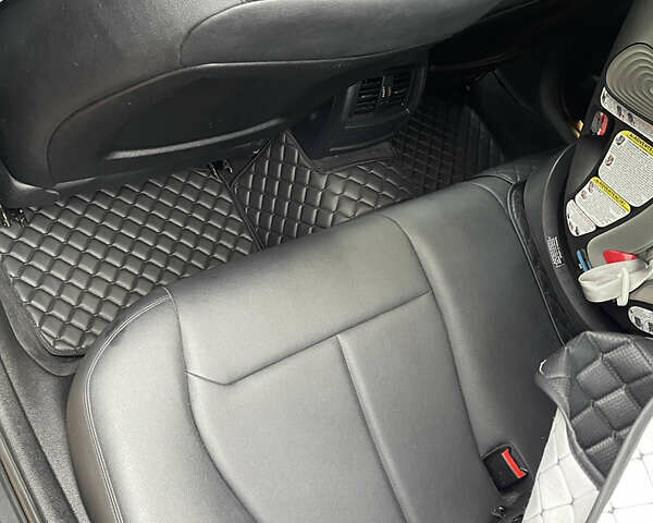 Черный БМВ 3 Серия, объемом двигателя 2 л и пробегом 246 тыс. км за 13300 $, фото 14 на Automoto.ua