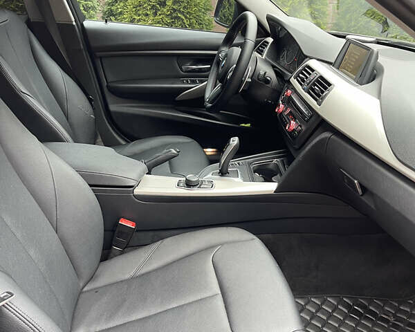 Черный БМВ 3 Серия, объемом двигателя 2 л и пробегом 246 тыс. км за 13300 $, фото 12 на Automoto.ua