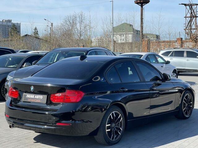 Чорний БМВ 3 Серія, об'ємом двигуна 2 л та пробігом 142 тис. км за 11900 $, фото 5 на Automoto.ua