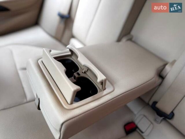 Чорний БМВ 3 Серія, об'ємом двигуна 2 л та пробігом 110 тис. км за 15800 $, фото 48 на Automoto.ua