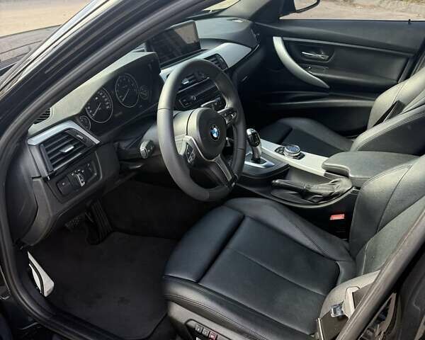 Чорний БМВ 3 Серія, об'ємом двигуна 2 л та пробігом 137 тис. км за 14966 $, фото 7 на Automoto.ua