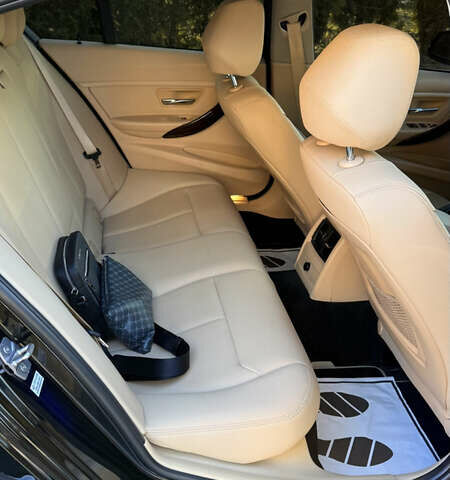 Черный БМВ 3 Серия, объемом двигателя 2 л и пробегом 127 тыс. км за 16500 $, фото 25 на Automoto.ua