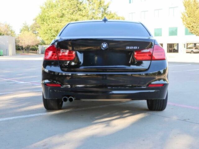 Черный БМВ 3 Серия, объемом двигателя 2 л и пробегом 82 тыс. км за 7200 $, фото 5 на Automoto.ua