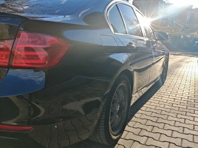 Черный БМВ 3 Серия, объемом двигателя 2 л и пробегом 215 тыс. км за 13800 $, фото 2 на Automoto.ua