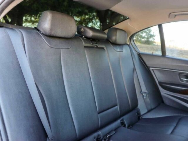 Черный БМВ 3 Серия, объемом двигателя 2 л и пробегом 82 тыс. км за 7200 $, фото 11 на Automoto.ua