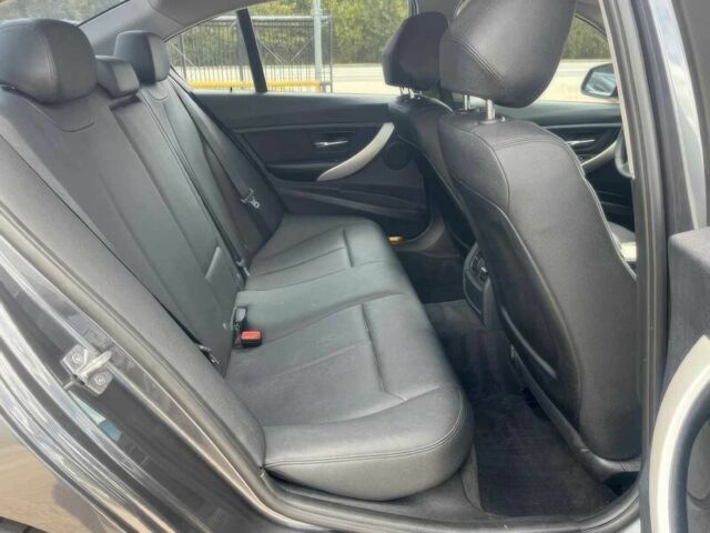 Черный БМВ 3 Серия, объемом двигателя 2 л и пробегом 80 тыс. км за 3200 $, фото 10 на Automoto.ua