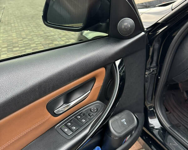 Черный БМВ 3 Серия, объемом двигателя 2 л и пробегом 230 тыс. км за 14700 $, фото 17 на Automoto.ua