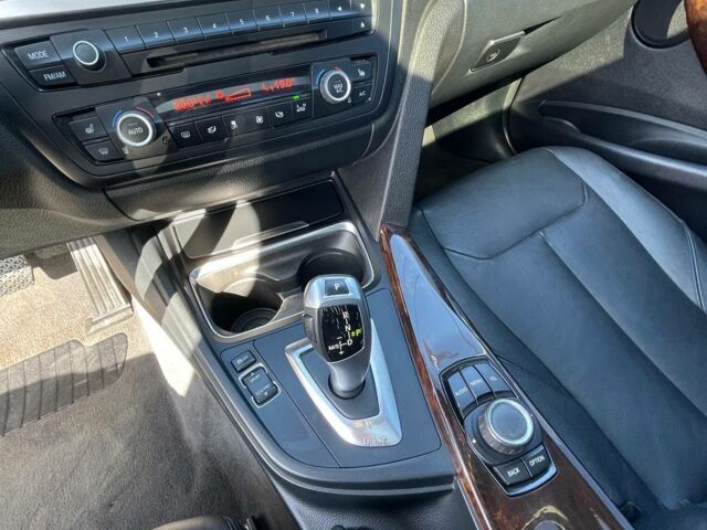 Чорний БМВ 3 Серія, об'ємом двигуна 2 л та пробігом 142 тис. км за 11900 $, фото 12 на Automoto.ua