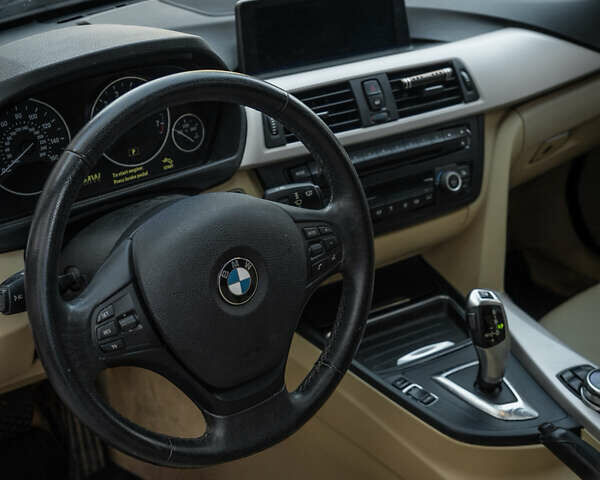 Черный БМВ 3 Серия, объемом двигателя 2 л и пробегом 170 тыс. км за 15850 $, фото 5 на Automoto.ua