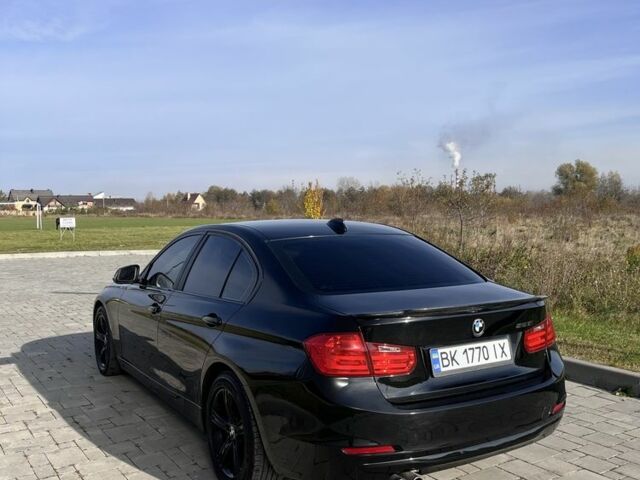 Чорний БМВ 3 Серія, об'ємом двигуна 2 л та пробігом 185 тис. км за 12700 $, фото 4 на Automoto.ua
