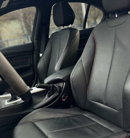 Черный БМВ 3 Серия, объемом двигателя 2 л и пробегом 65 тыс. км за 18999 $, фото 12 на Automoto.ua