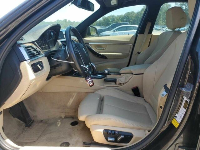 Чорний БМВ 3 Серія, об'ємом двигуна 2 л та пробігом 165 тис. км за 1600 $, фото 6 на Automoto.ua