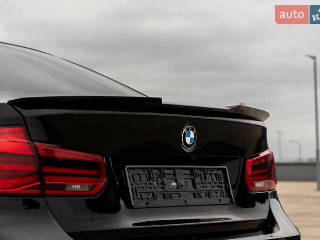 Чорний БМВ 3 Серія, об'ємом двигуна 2 л та пробігом 155 тис. км за 16000 $, фото 8 на Automoto.ua