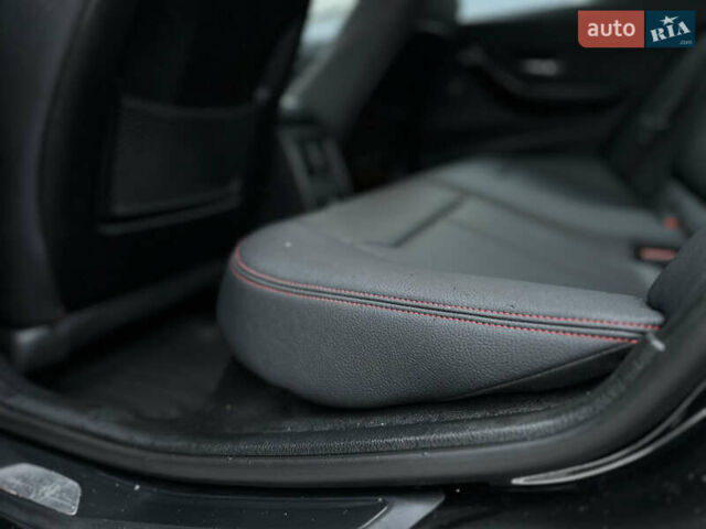 Черный БМВ 3 Серия, объемом двигателя 2 л и пробегом 146 тыс. км за 14700 $, фото 31 на Automoto.ua