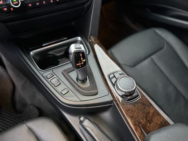 Черный БМВ 3 Серия, объемом двигателя 2 л и пробегом 216 тыс. км за 12400 $, фото 12 на Automoto.ua