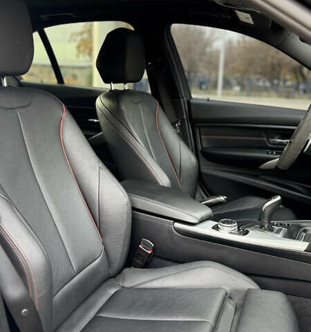 Черный БМВ 3 Серия, объемом двигателя 2 л и пробегом 65 тыс. км за 18999 $, фото 10 на Automoto.ua