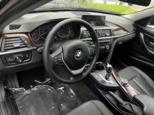 Черный БМВ 3 Серия, объемом двигателя 2 л и пробегом 77 тыс. км за 9900 $, фото 8 на Automoto.ua