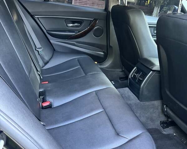 Черный БМВ 3 Серия, объемом двигателя 2 л и пробегом 175 тыс. км за 11600 $, фото 28 на Automoto.ua