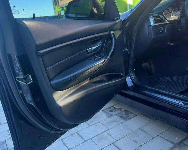 Черный БМВ 3 Серия, объемом двигателя 2 л и пробегом 268 тыс. км за 12600 $, фото 18 на Automoto.ua