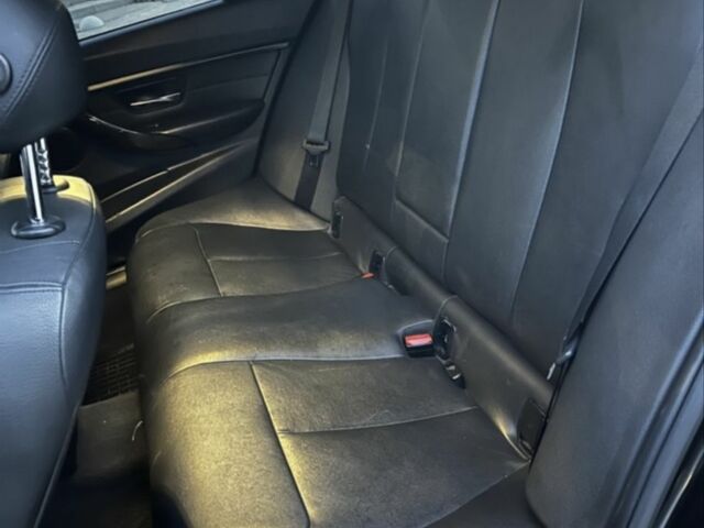 Чорний БМВ 3 Серія, об'ємом двигуна 2 л та пробігом 100 тис. км за 14700 $, фото 10 на Automoto.ua