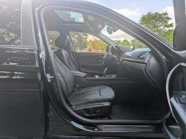 Чорний БМВ 3 Серія, об'ємом двигуна 2 л та пробігом 78 тис. км за 7300 $, фото 8 на Automoto.ua