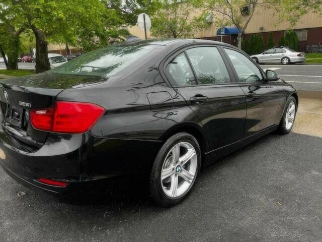 Черный БМВ 3 Серия, объемом двигателя 2 л и пробегом 77 тыс. км за 9900 $, фото 6 на Automoto.ua