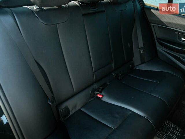 Черный БМВ 3 Серия, объемом двигателя 2 л и пробегом 115 тыс. км за 15600 $, фото 34 на Automoto.ua