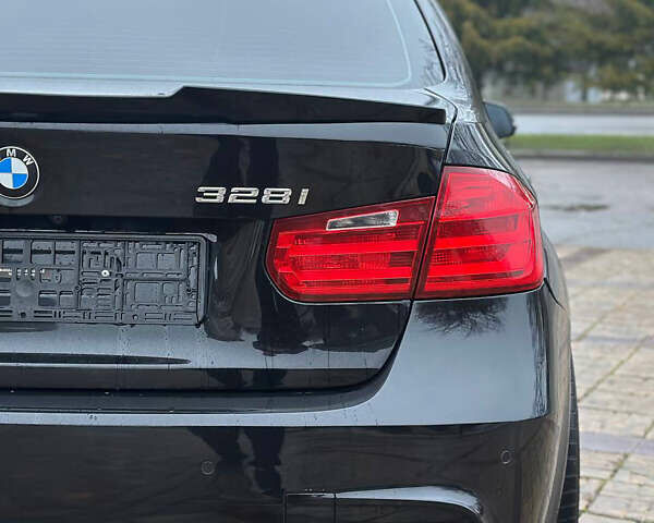 Чорний БМВ 3 Серія, об'ємом двигуна 2 л та пробігом 71 тис. км за 14800 $, фото 6 на Automoto.ua