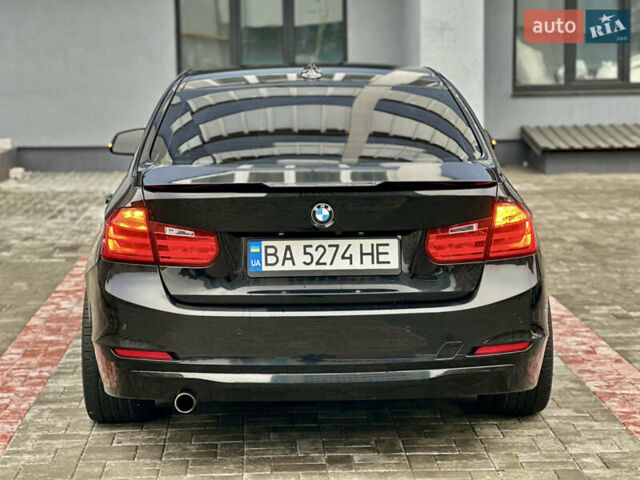 БМВ 3 Серия 2015 в Черкассах на Automoto.ua Черный БМВ 3 Серия, объемом двигателя 2 л и пробегом 147 тыс. км за 14999 $, фото 6 на Automoto.ua