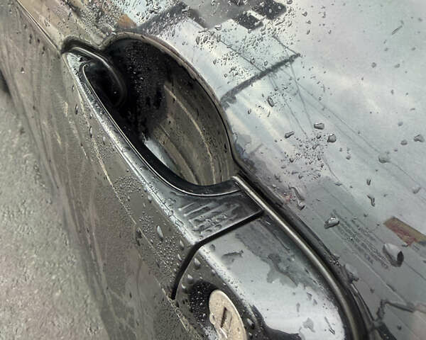 Черный БМВ 3 Серия, объемом двигателя 3 л и пробегом 170 тыс. км за 19600 $, фото 9 на Automoto.ua