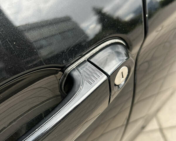 Чорний БМВ 3 Серія, об'ємом двигуна 2 л та пробігом 169 тис. км за 12500 $, фото 8 на Automoto.ua